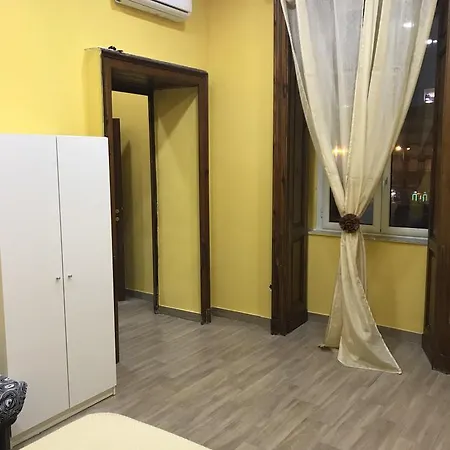 La Casa Di Fafa Bed & Breakfast Naples Exterior photo